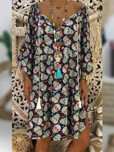 Vestido con estampado de calavera de talla grande