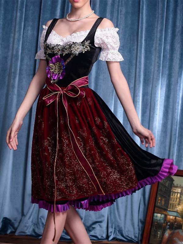 Elegante vestido de mujer con lazos