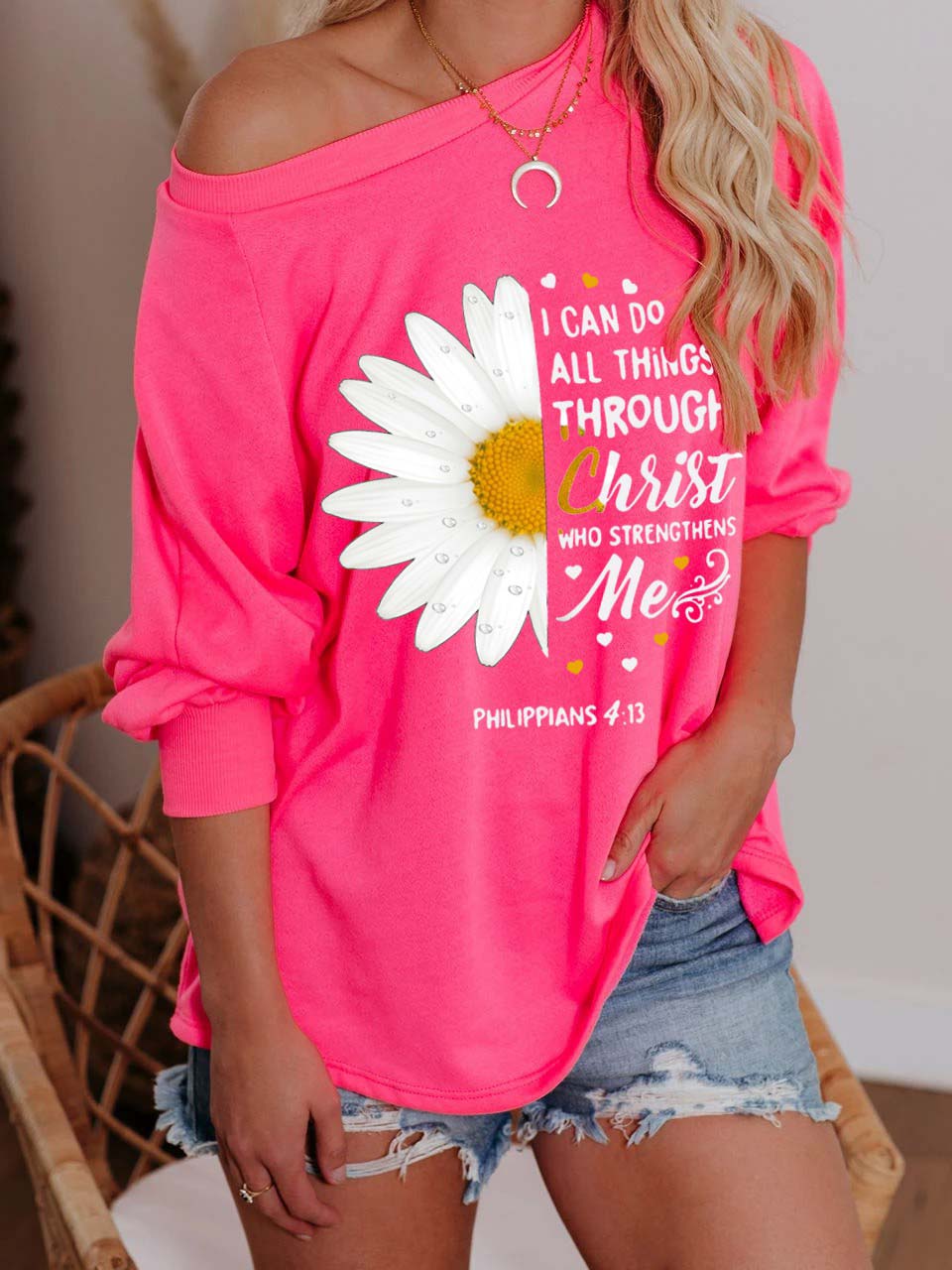 Puedo hacerlo a través del top sin hombros de Christ Daisy