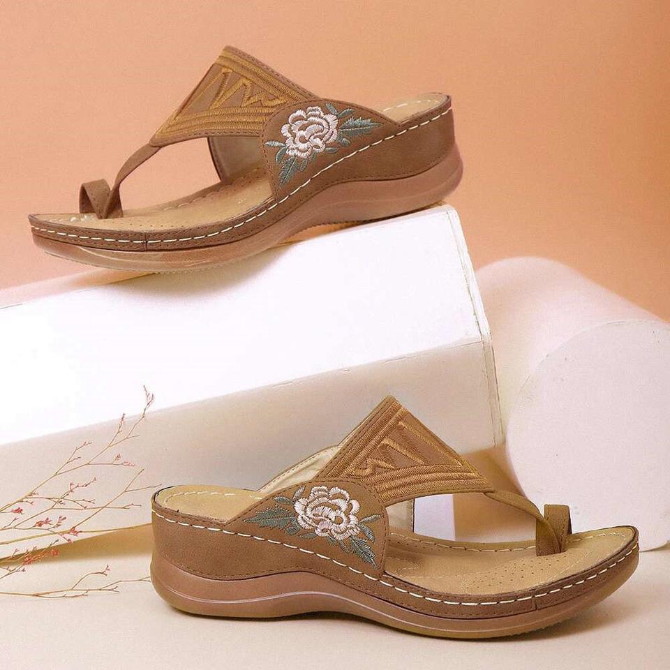 SANDALIAS DE BODAS KOMFY BORDADAS