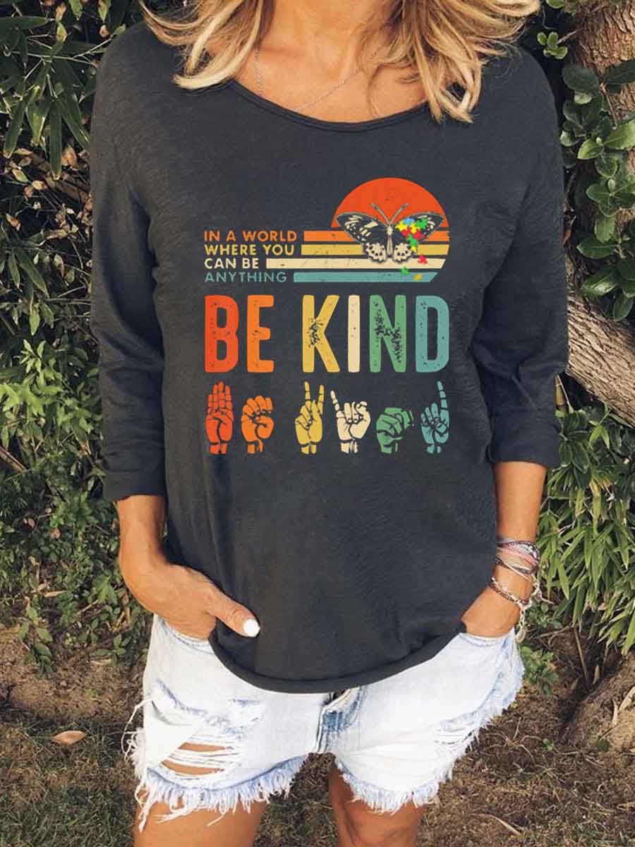 Frauen IN EINER WELT, IN DER SIE ALLES SEIN KÖNNEN Schmetterlings-Fingerabdruck-Oberteil