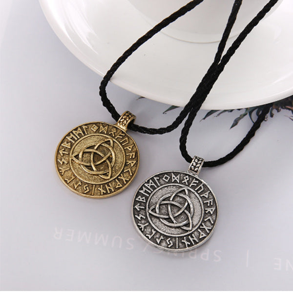 Collar vintage para hombre