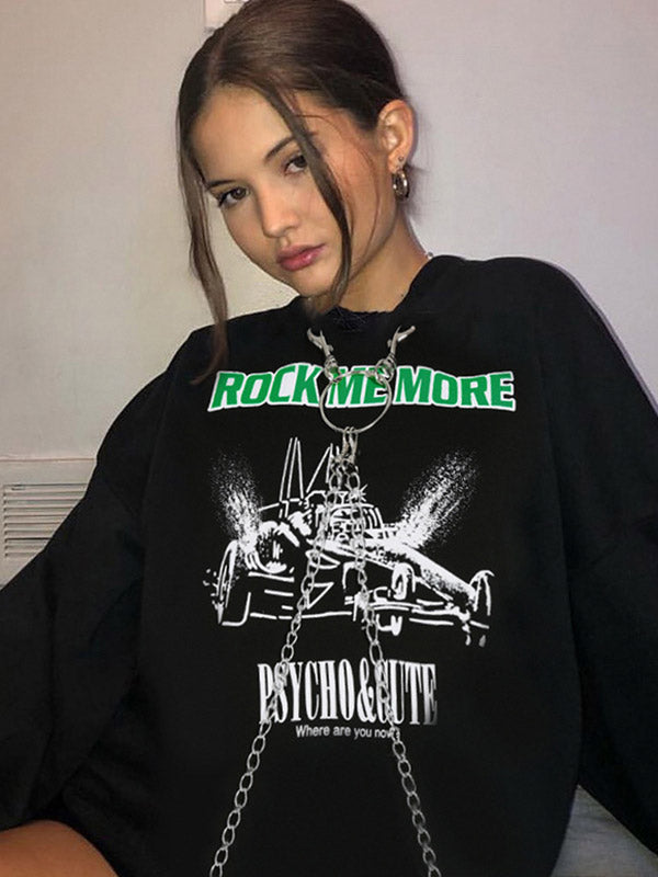 Sombreros de mujer decorados con una cadena