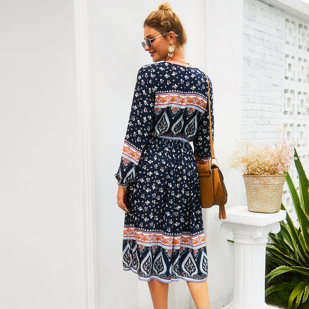 Vestido de mujer de manga larga con estampado.