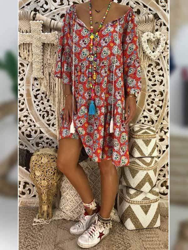 Vestido con estampado de calavera de talla grande