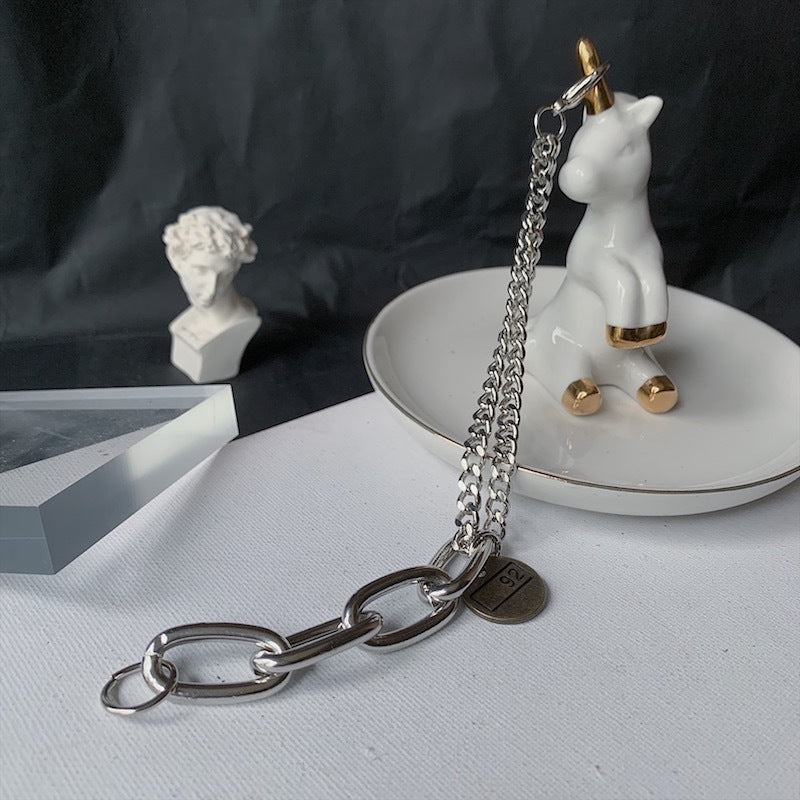 Vyriškos mados paprasto lydinio apyrankė