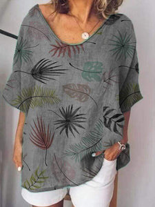Camiseta con estampado de cuello redondo y talla grande
