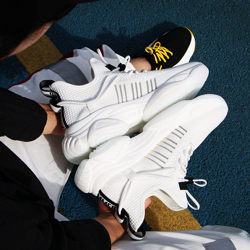 Botas de malla tejidas voladoras con cuerda