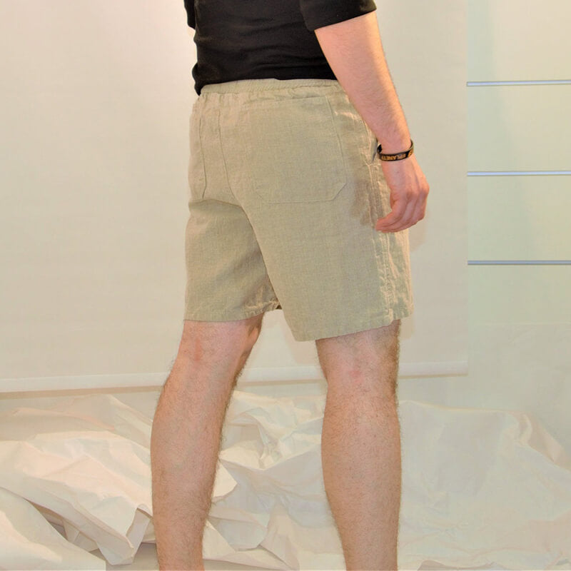 Klassische sommerliche coole atmungsaktive lockere feste leichte leichte umweltfreundliche Leinenshorts der Männer