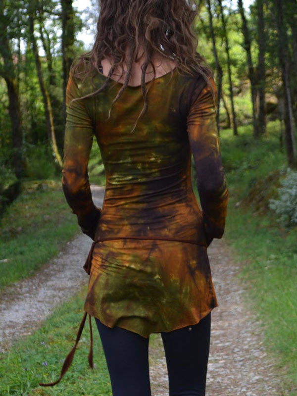 Vestido vintage de mujer pintado a mano con manga larga