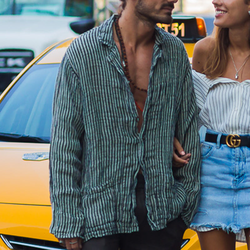 Laisvalaikio lininiai marškinėliai su dryžuotu atspaudu vyrams