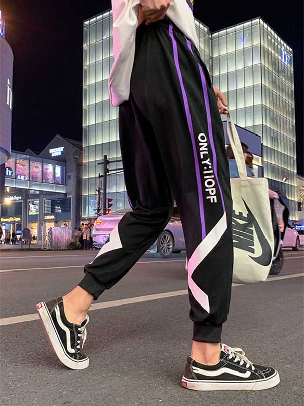 Pantalones casuales de hombre con rayas