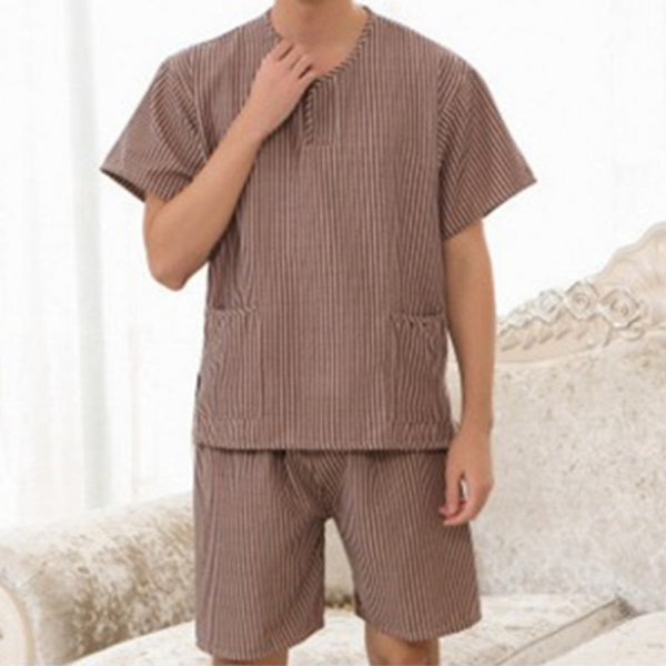 Traje de hombre cómodo a rayas de algodón y lino.