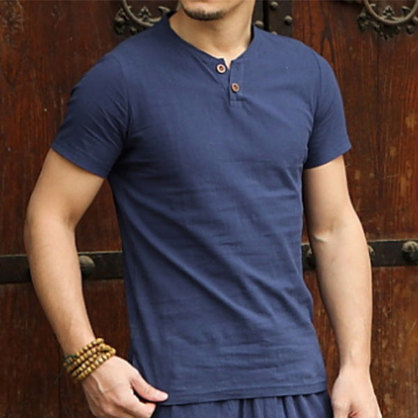 Camisa de lino para hombre con manga corta.