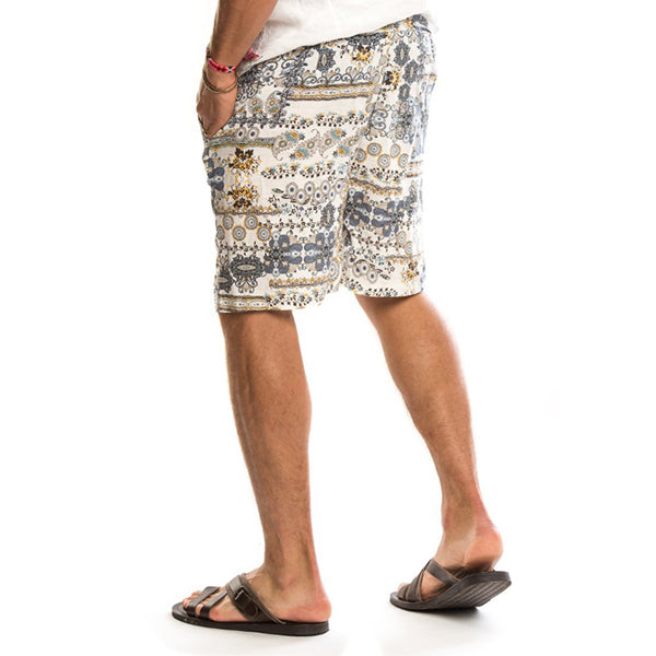 Laisvi, madingai marginti paplūdimio šortai vyrams