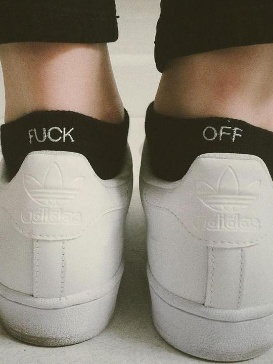 Kaufen speichern Mehr Fuck Off Stickerei kurze Socken