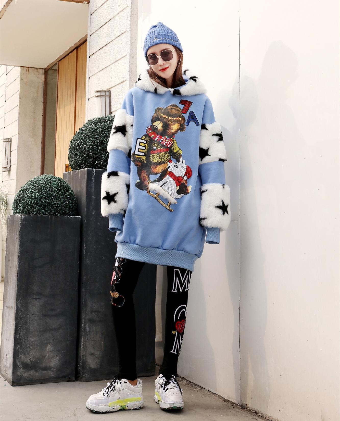 Manguera de mantel de suéter de dibujos animados