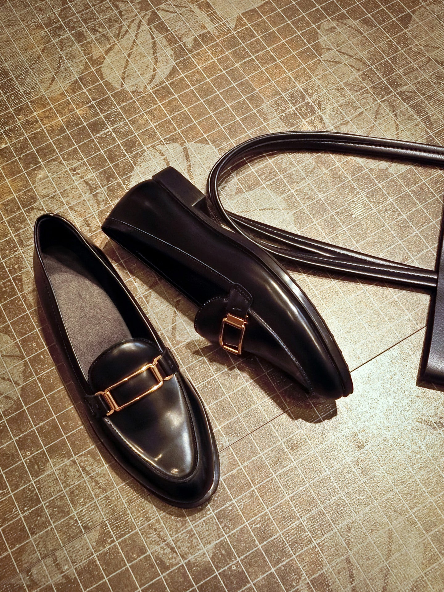 Zapatos de cuero marrón / negro