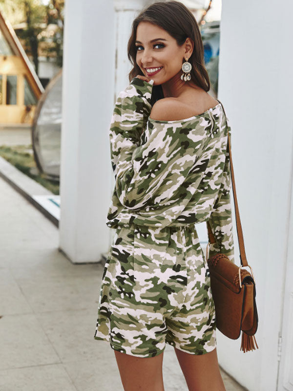 Dameno kamufliažo atsitiktinis nėrinių trumputis