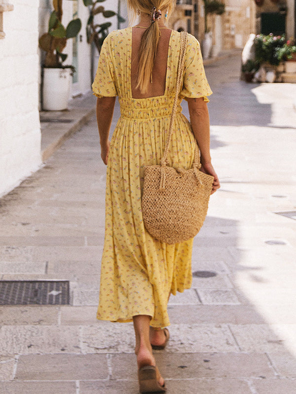 Rückenloses Blumen-Maxikleid