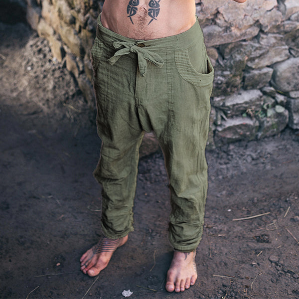 Pantalones de algodón cómodos y naturales.