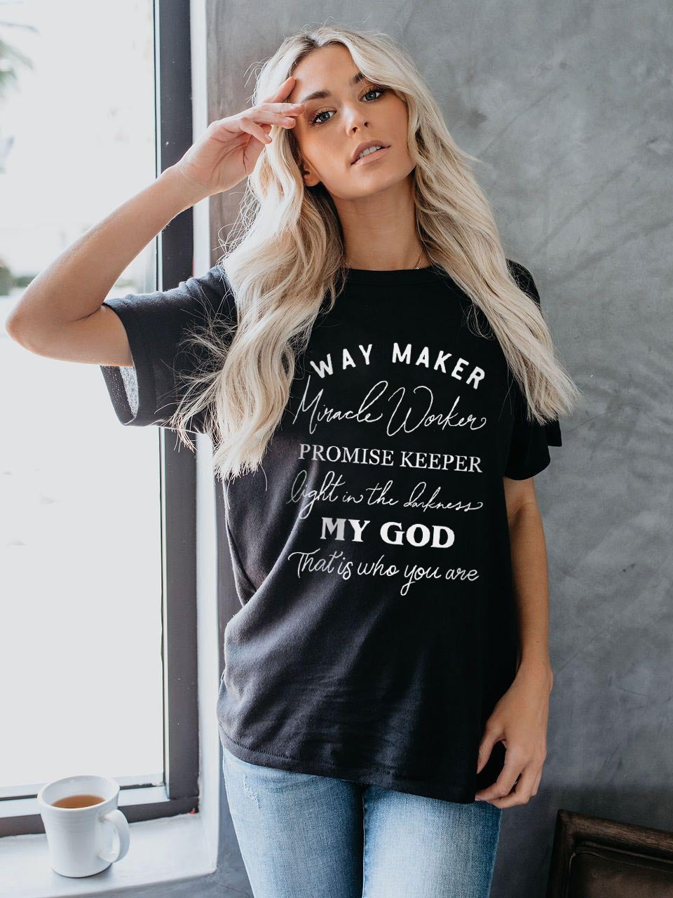 El creador del zapato de mujer &quot;The Miracle Worker&quot; promete mantener la luz en la oscuridad, Dios mío, ¿quién eres?