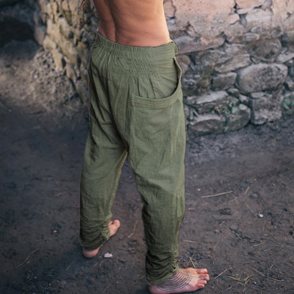 Pantalones de algodón cómodos y naturales.