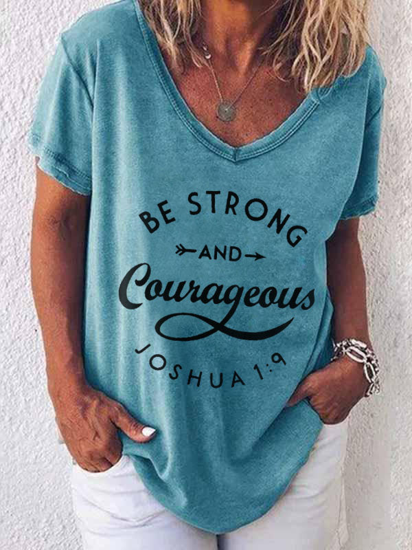 Las mujeres son fuertes y audaces Joshua 1: 9 T-shirt