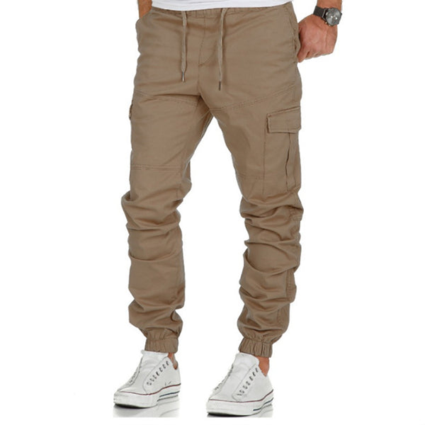 Pantalón extragrande para hombre con varios bolsillos.