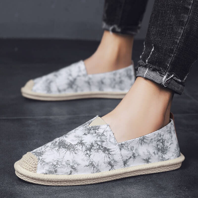 Zapatos de cáñamo casuales, cómodos y ecológicos para hombres que respiran el aire del verano.