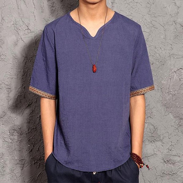 Camisa de lino para hombre con manga corta.