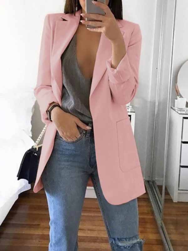 Voltea un suéter de peso medio