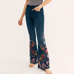 Blumengestickte Stretchy Bell Bottom Jeans