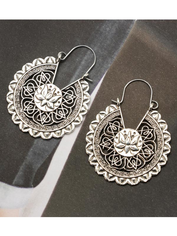 Pendientes Lotus Cutout para mujer