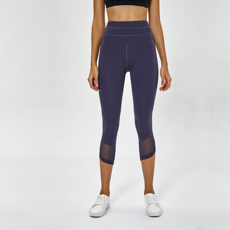 La malla de contraste está cosida capri