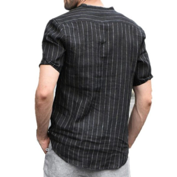 Suéteres casuales con cuello incorporado para hombres.