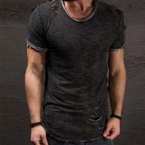 Camiseta rasgada de hombre