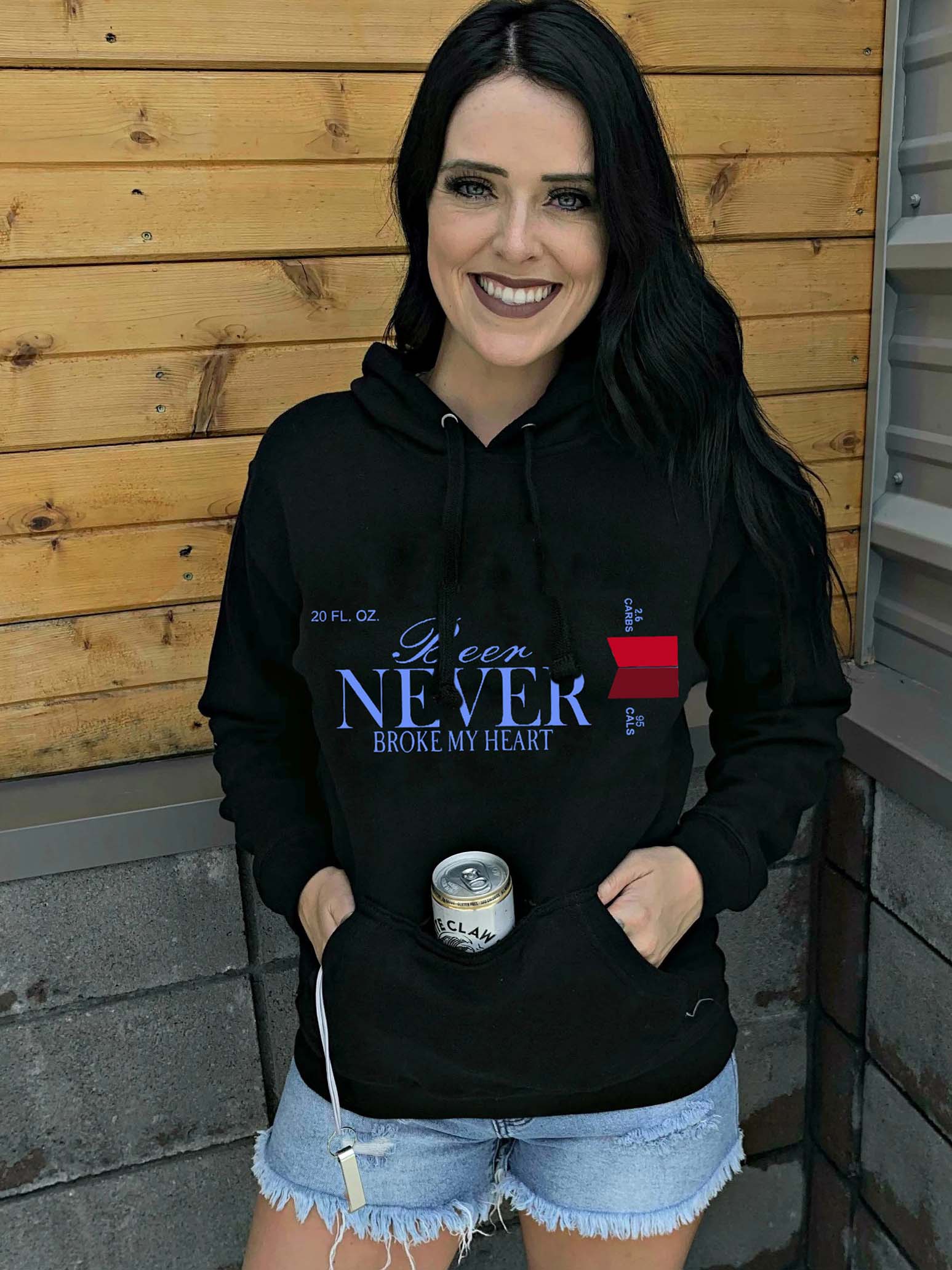 La cerveza nunca me rompió el corazón Michelob Ultra Hoodie