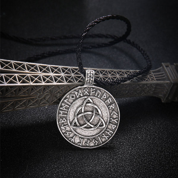 Collar vintage para hombre