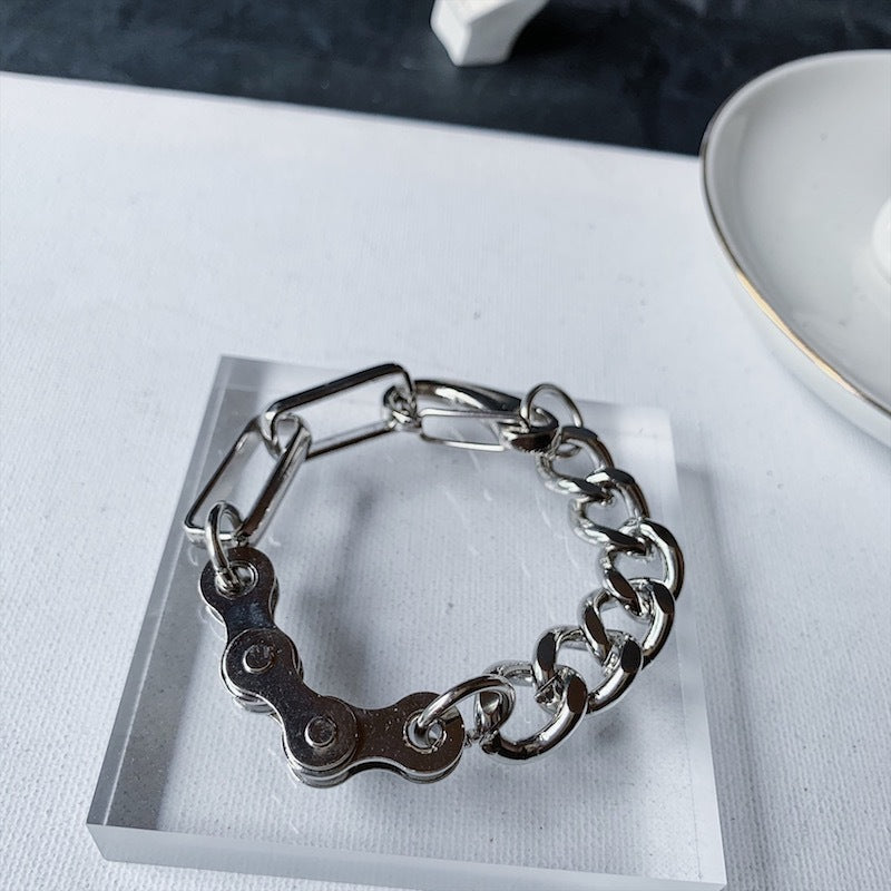 Vyriškos mados dviračių grandinėlė sujungė lydinio apyrankę