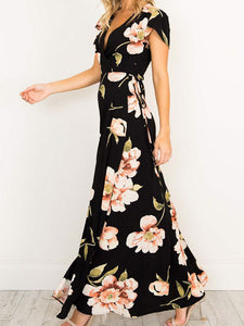 Maxikleid mit Blumenmuster und V-Ausschnitt