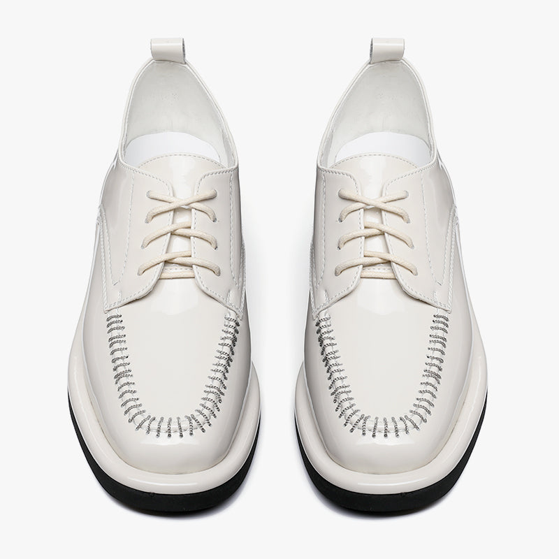 Patent Oxfords in Schwarz / Braun