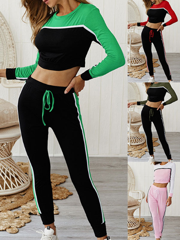 Moterų sportinis kostiumas su apvaliu kaklu ir kontrastingos spalvos