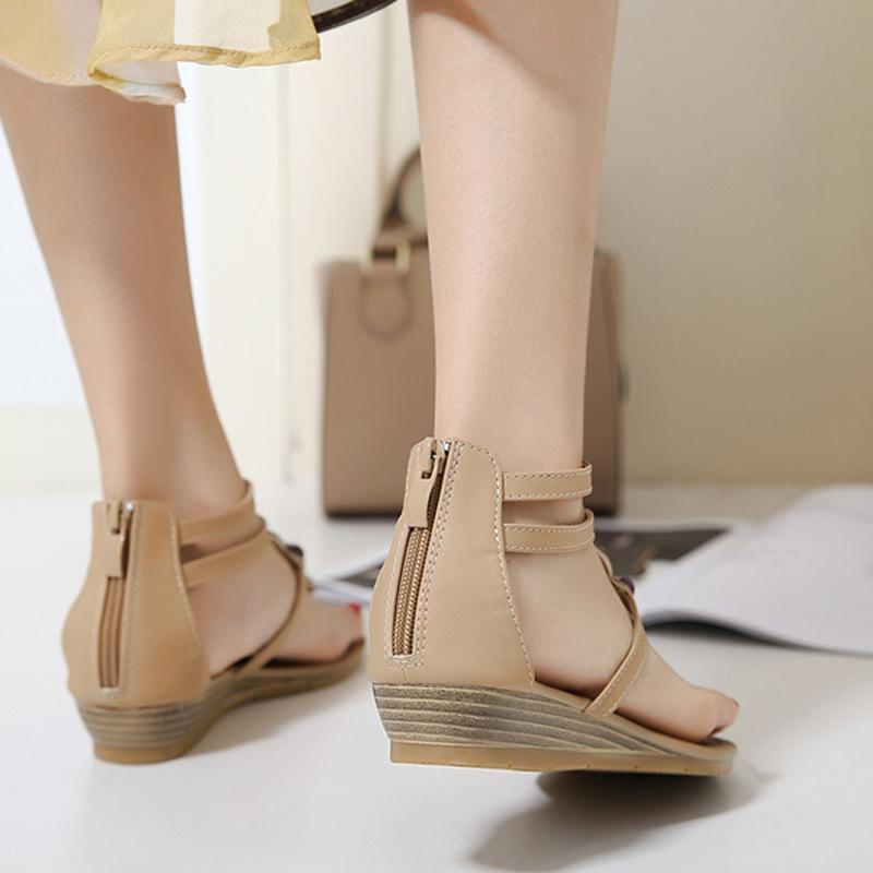 Sandalias romanas con cuentas boho