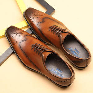 Sactino Brogue zapatos de cuero en negro / café