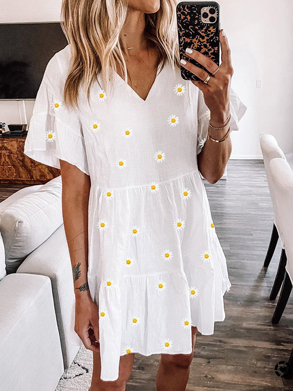 Kleines Gänseblümchen gekräuseltes Saumkleid mit V-Ausschnitt