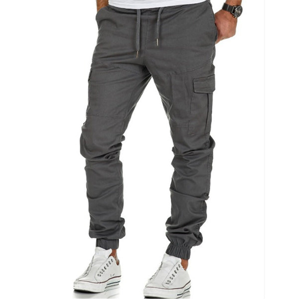 Pantalón extragrande para hombre con varios bolsillos.