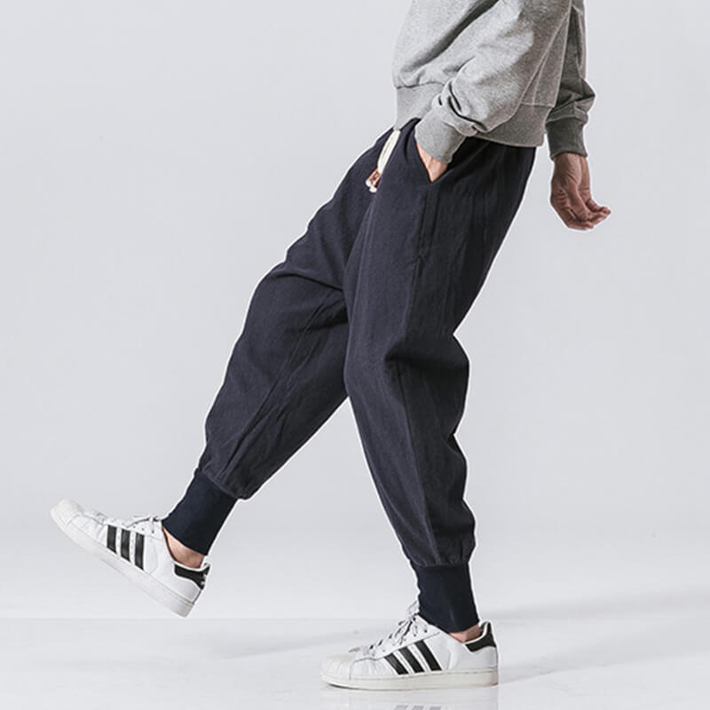 Pantalones japoneses transpirables para hombres hechos de lino holgado estilo callejero