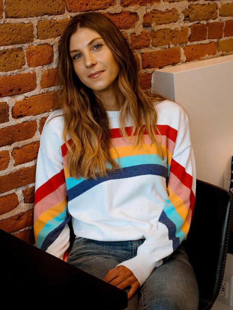 Suéter casual con manga larga de rayas arcoiris