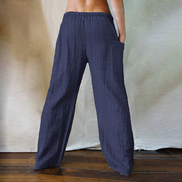 Pantalones sueltos hechos de una mezcla de algodón y lino.